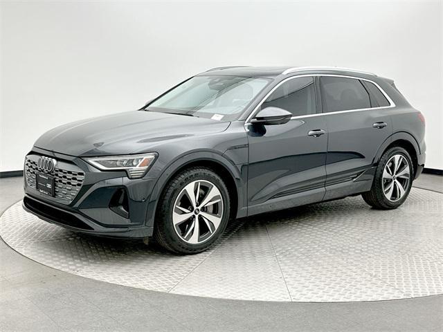 2024 Audi Q8 E-tron