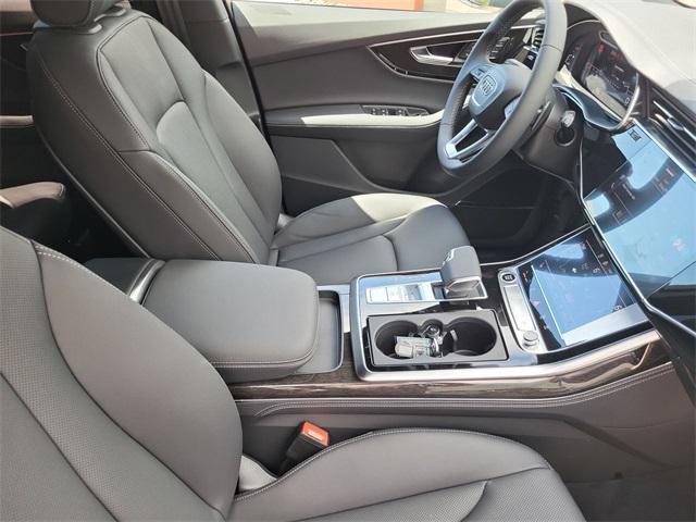 Photo of 2025 Tamarind Brown Metallic Audi Q7