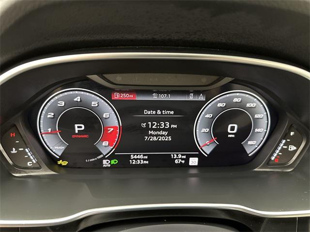 Photo of 2025 Navarra Blue Metallic Audi Q3