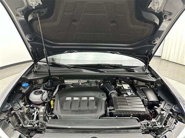Photo of 2025 Navarra Blue Metallic Audi Q3