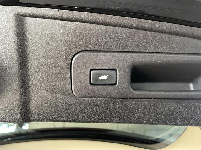 Photo of 2019 Majestic Black Pearl Acura MDX