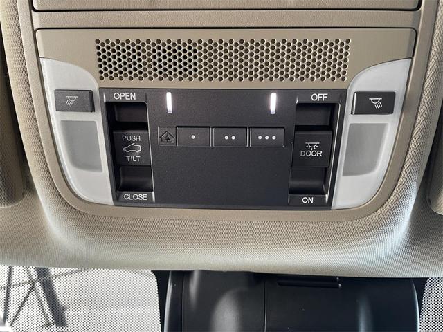 Photo of 2019 Majestic Black Pearl Acura MDX