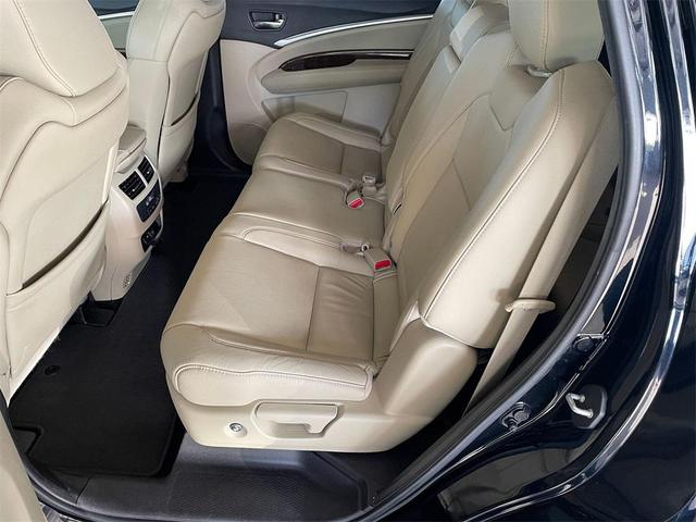 Photo of 2019 Majestic Black Pearl Acura MDX
