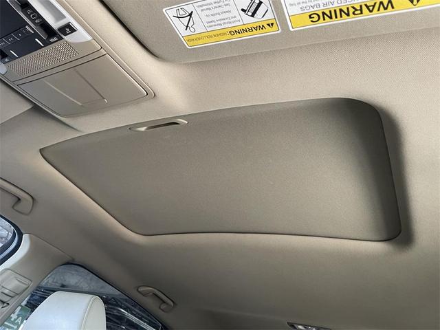 Photo of 2019 Majestic Black Pearl Acura MDX