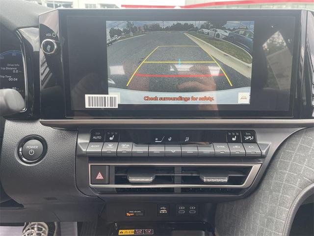 Photo of 2025 Wind Chill Pearl Toyota Camry