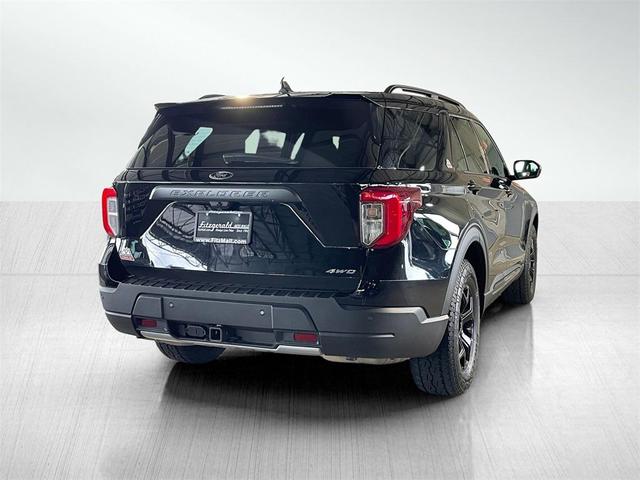 Photo of 2022 Agate Black Metallic Ford Explorer
