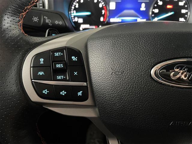 Photo of 2022 Agate Black Metallic Ford Explorer