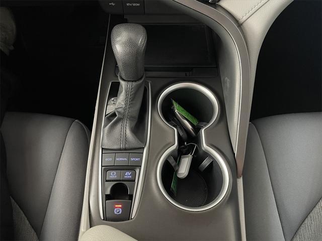 Photo of 2022 Predawn Gray Mica Toyota Camry