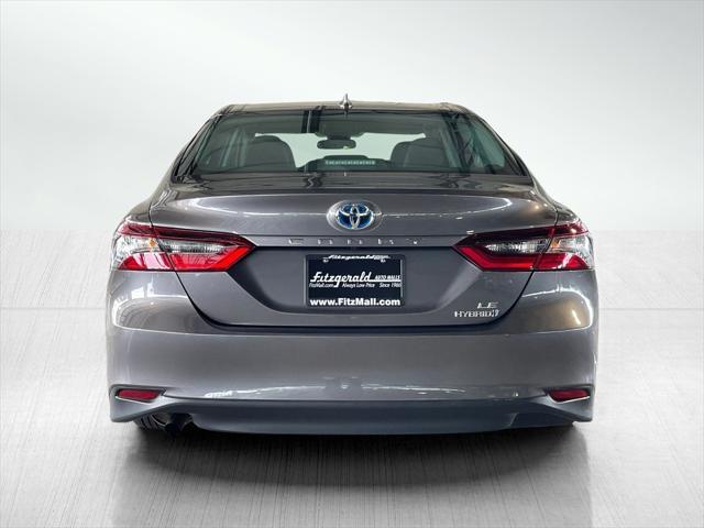 Photo of 2022 Predawn Gray Mica Toyota Camry
