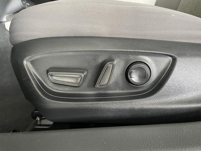 Photo of 2022 Predawn Gray Mica Toyota Camry