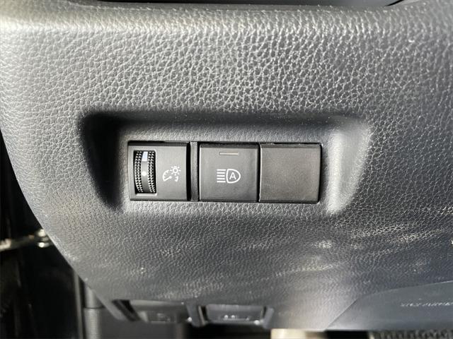 Photo of 2020 Midnight Black Metallic Toyota RAV4