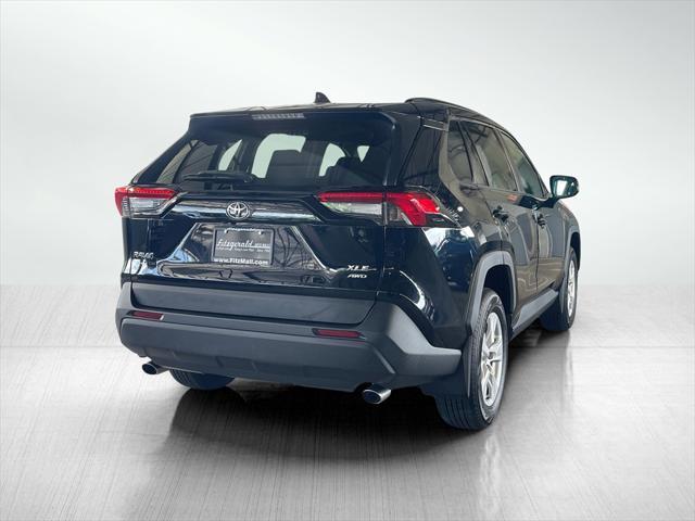 Photo of 2020 Midnight Black Metallic Toyota RAV4
