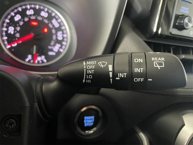 Photo of 2020 Midnight Black Metallic Toyota RAV4