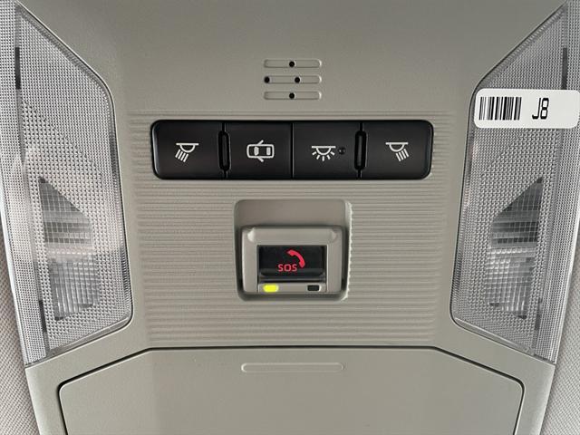 Photo of 2020 Midnight Black Metallic Toyota RAV4