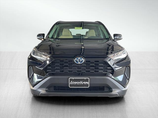 Photo of 2020 Midnight Black Metallic Toyota RAV4 Hybrid