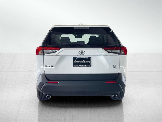 Photo of 2025 Ice Cap Toyota RAV4