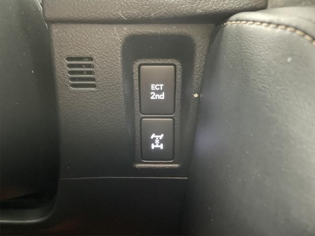 Photo of 2022 Starfire Pearl Lexus GX 460
