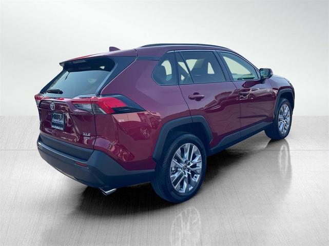 Photo of 2025 Ruby Flare Pearl Toyota RAV4