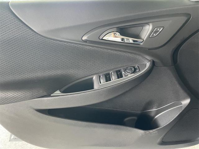 Photo of 2025 Sterling Gray Metallic Chevrolet Malibu