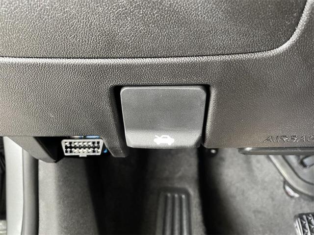 Photo of 2025 Sterling Gray Metallic Chevrolet Malibu