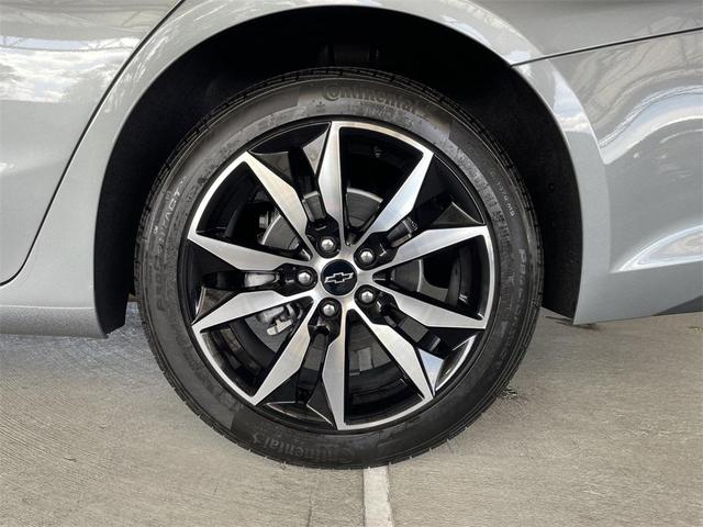Photo of 2025 Sterling Gray Metallic Chevrolet Malibu