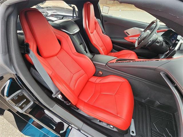 Photo of 2021 Black Chevrolet Corvette