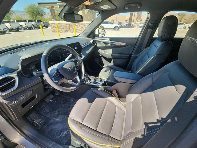 Photo of 2025 Sterling Gray Metallic Chevrolet Trailblazer