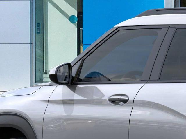 Photo of 2025 Sterling Gray Metallic Chevrolet Trailblazer