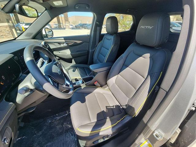 Photo of 2025 Sterling Gray Metallic Chevrolet Trailblazer