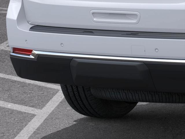Photo of 2025 Summit White Chevrolet Tahoe