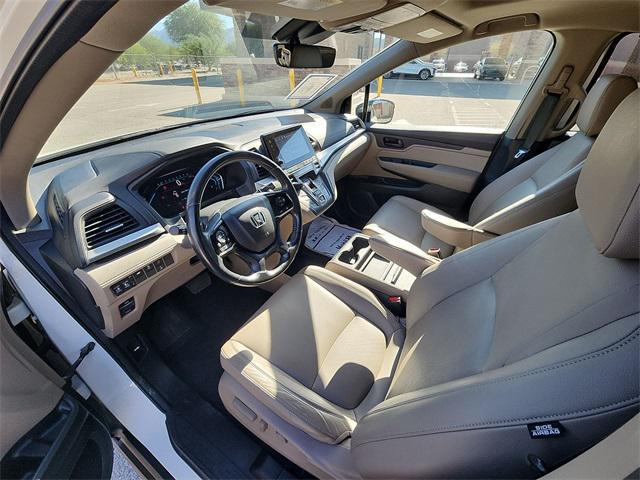 Photo of 2018 White Diamond Pearl Honda Odyssey