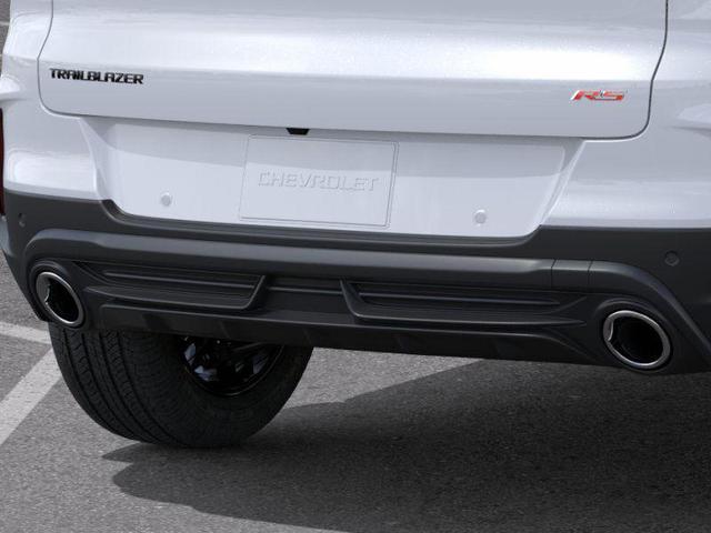 Photo of 2026 Iridescent Pearl Tricoat Chevrolet Trailblazer