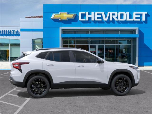 Photo of 2025 Summit White Chevrolet Trax