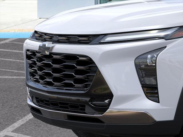 Photo of 2025 Summit White Chevrolet Trax