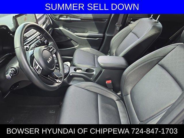 Photo of 2022 Gravity Gray Kia Seltos