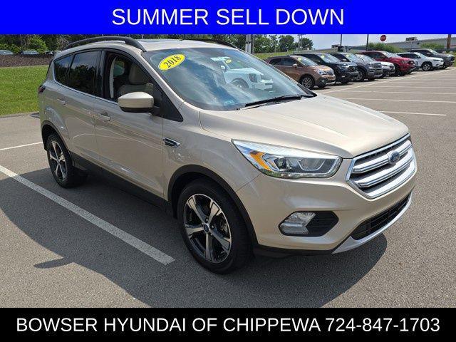 Photo of 2018 WHITE GOLD METALLIC Ford Escape