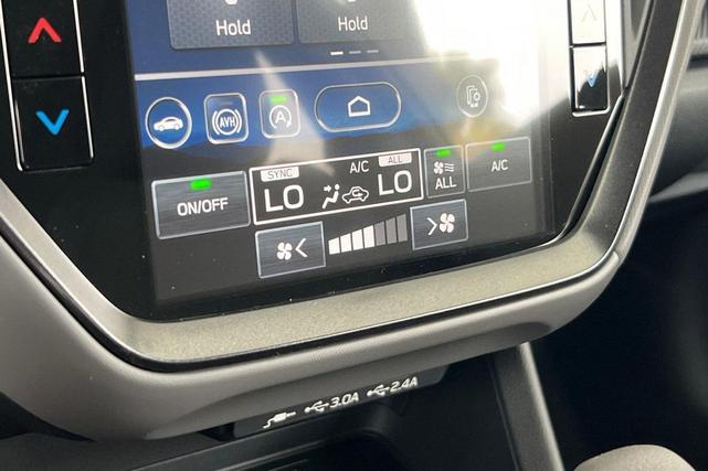Photo of 2025 Crystal White Pearl Subaru Crosstrek