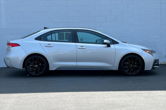 Photo of 2022 Classic Silver Metallic Toyota Corolla