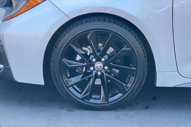 Photo of 2022 Classic Silver Metallic Toyota Corolla