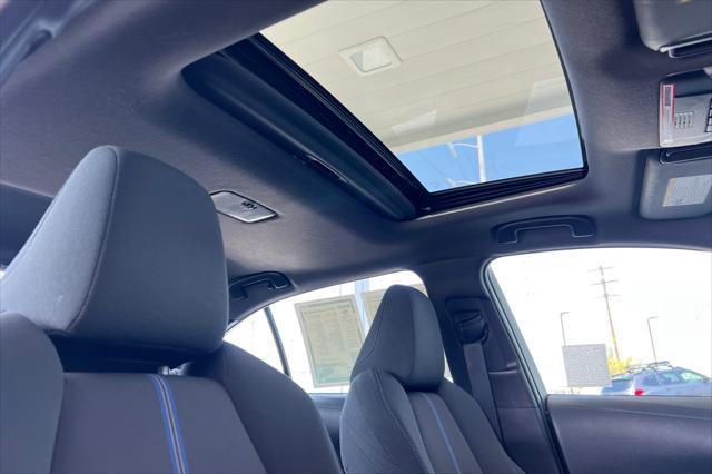 Photo of 2022 Classic Silver Metallic Toyota Corolla