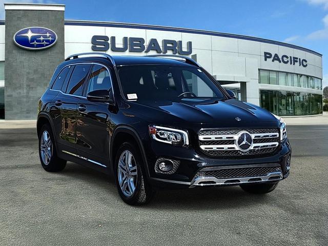 Photo of 2020 Night Black Mercedes-Benz GLB 250