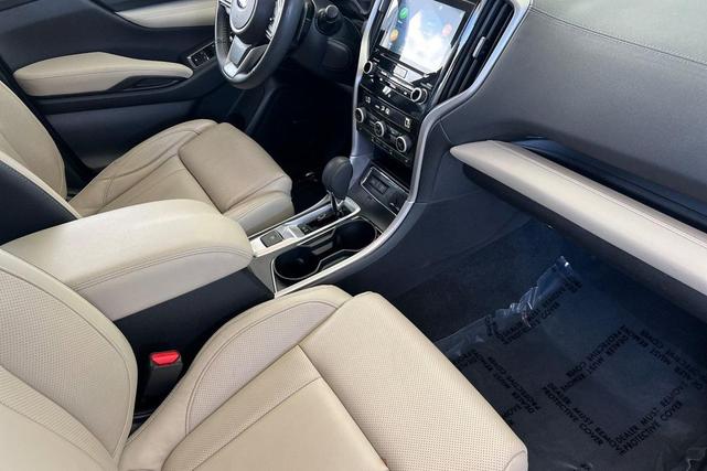 Photo of 2022 Crystal White Pearl Subaru Ascent
