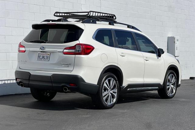 Photo of 2022 Crystal White Pearl Subaru Ascent
