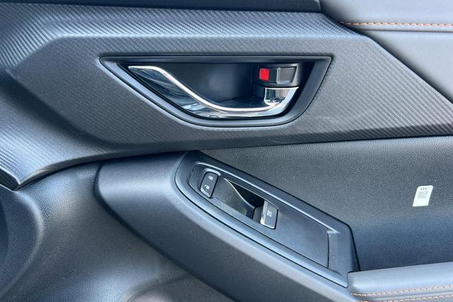 Photo of 2025 Magnetite Gray Metallic Subaru Crosstrek
