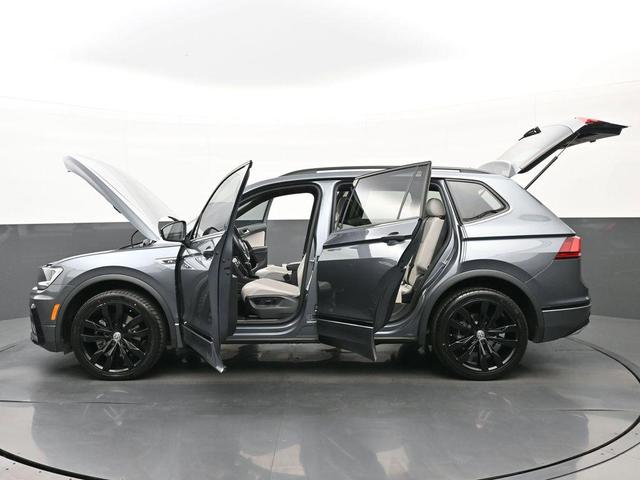 Photo of 2020 Platinum Gray Metallic Volkswagen Tiguan