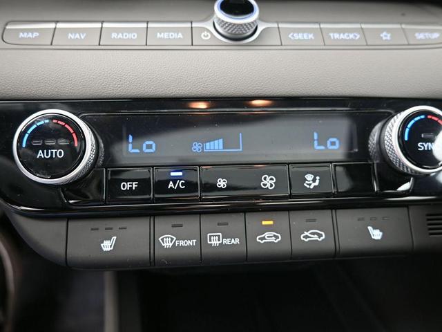 Photo of 2025 Amazon Gray Hyundai ELANTRA