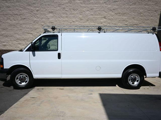 Photo of 2020 Summit White GMC Savana 3500