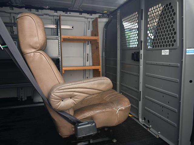 Photo of 2020 Summit White GMC Savana 3500