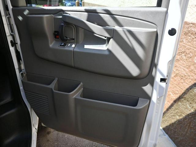Photo of 2020 Summit White GMC Savana 3500