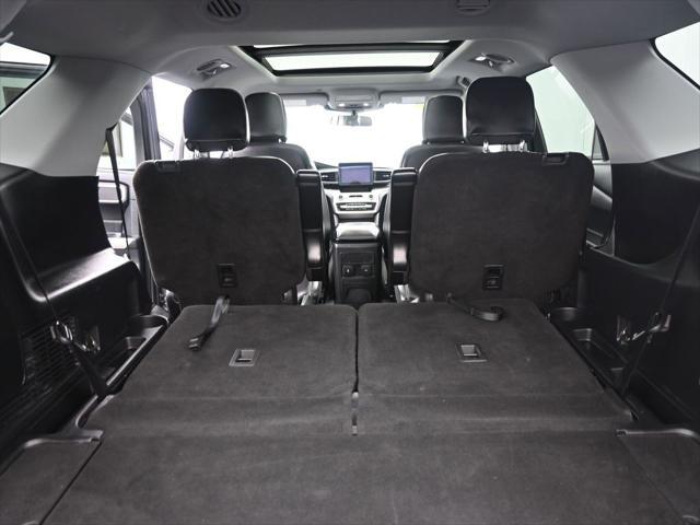 Photo of 2022 Carbonized Gray Metallic Ford Explorer